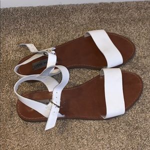 Steve Madden Donddi Sandals